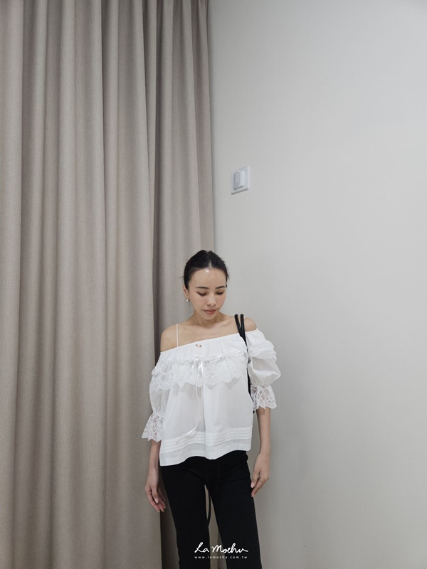 彈性領蕾絲澎袖上衣